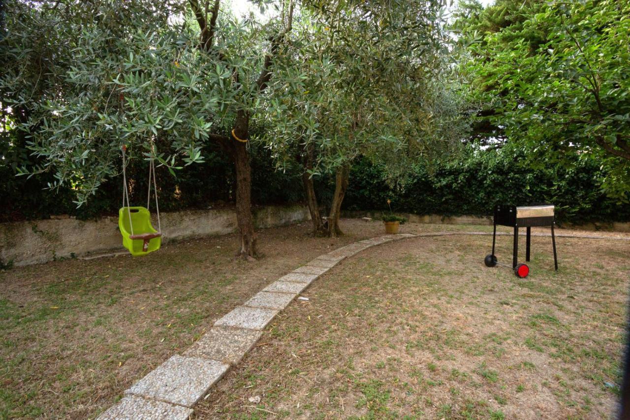 Apartamento L'Oasi Della Pace - Confortevole E Vicino A Tutto Chiaravalle Marche Exterior foto